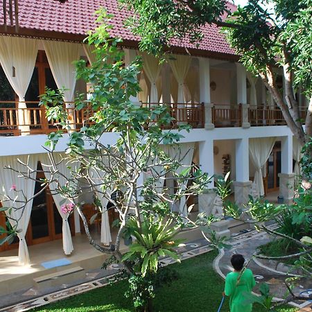 Villa Jakaranda And Villa Marakuya Lovina Quarto foto