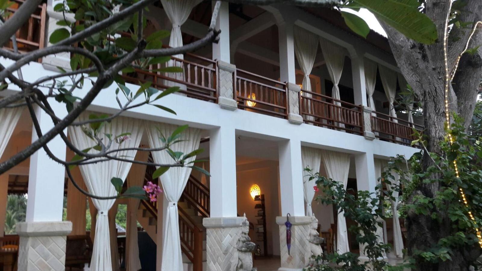 Villa Jakaranda And Villa Marakuya Lovina Quarto foto